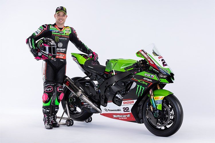 Alex Lowes #22 with the Ninja ZX-10RR